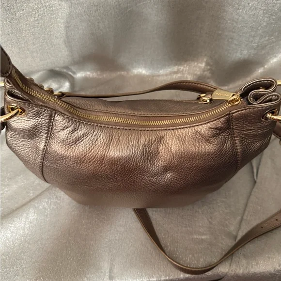 Michael Kors Womens 'Charm Tassel' Casual Leather Shoulder Bag Metallic - Picture 4 of 9